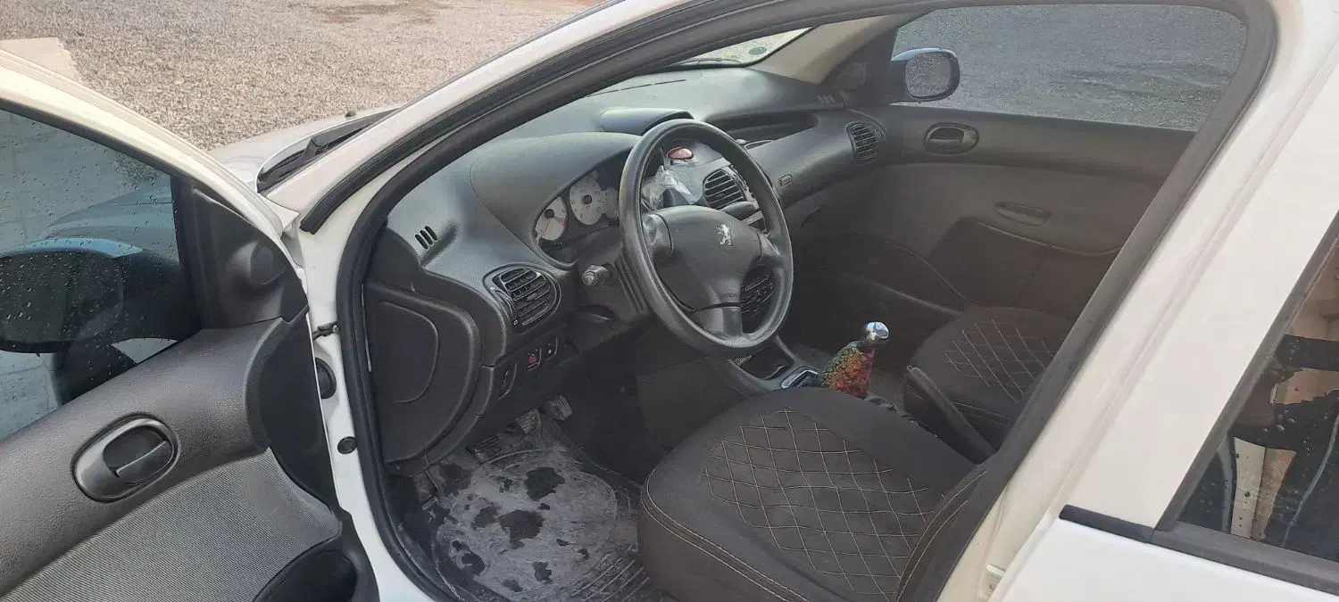 206پانا معاوضه|خودرو سواری و وانت|فولادشهر, C3|دیوار