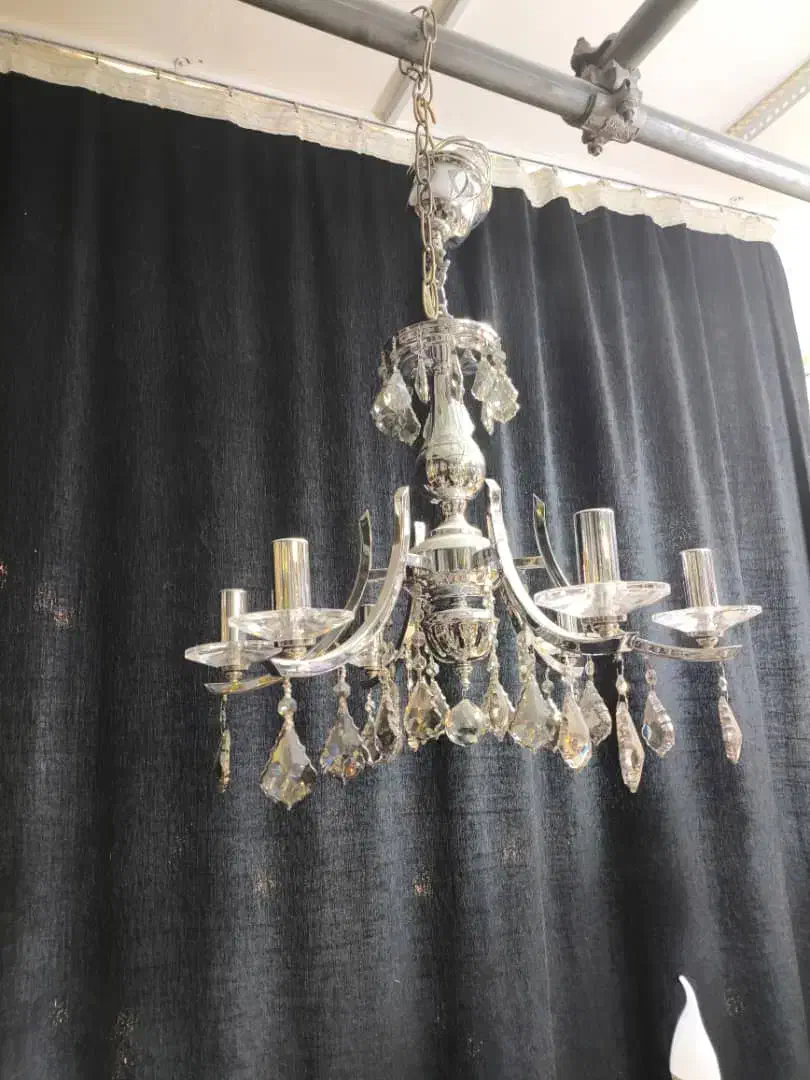 لوستر|لوستر و چراغ آویز|اصفهان, سیچان|دیوار