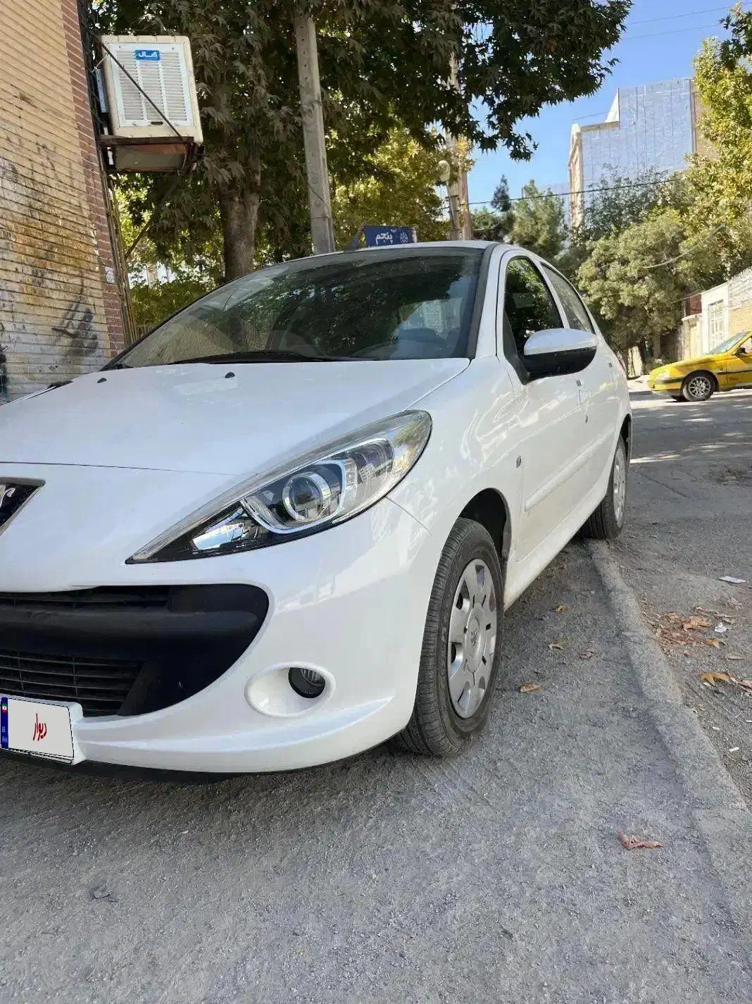 207 مدل 1402|خودرو سواری و وانت|کرمانشاه, |دیوار