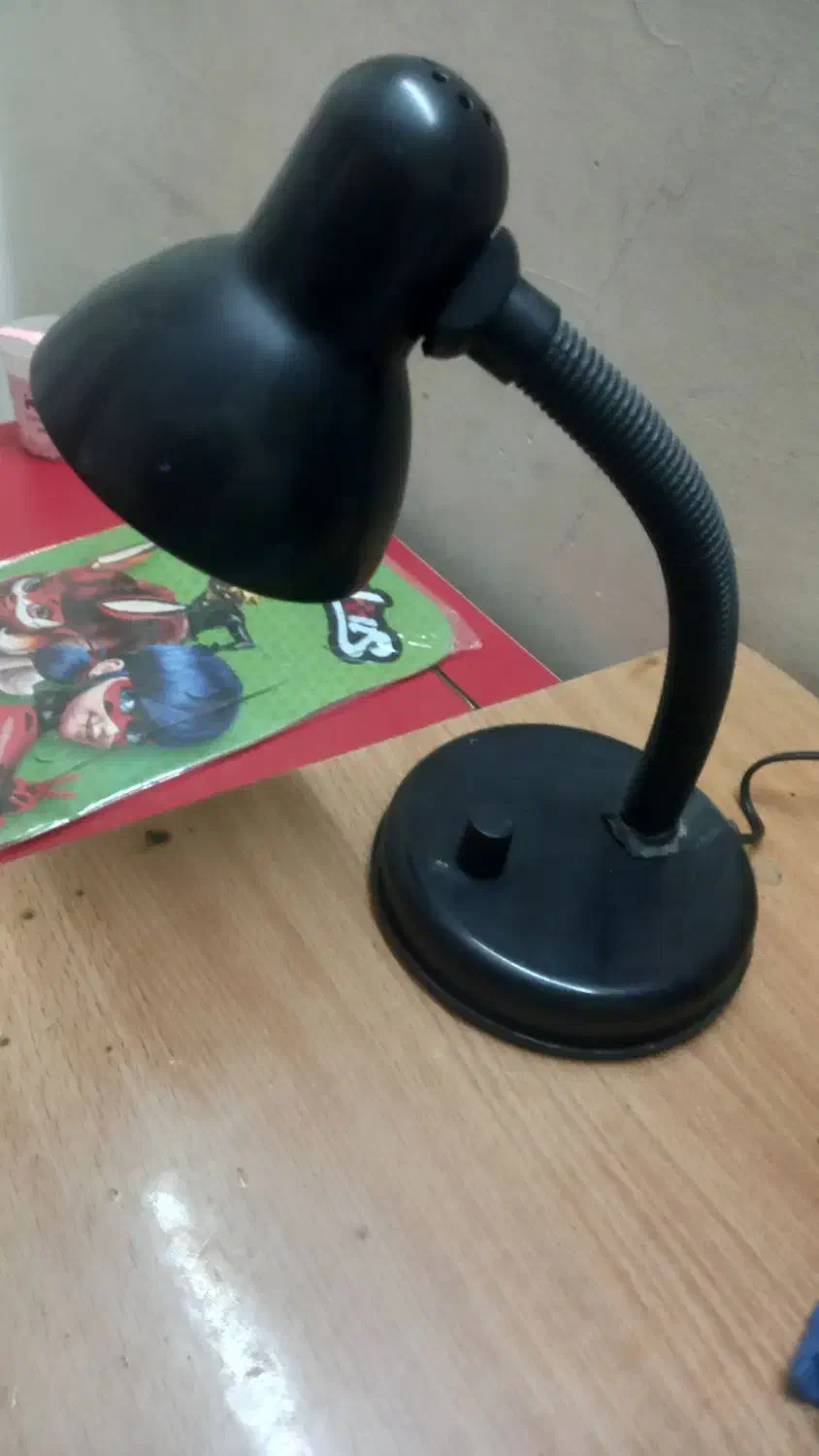 چراغ مطالعه ی رو میزی|چراغ خواب و آباژور|دامغان, |دیوار