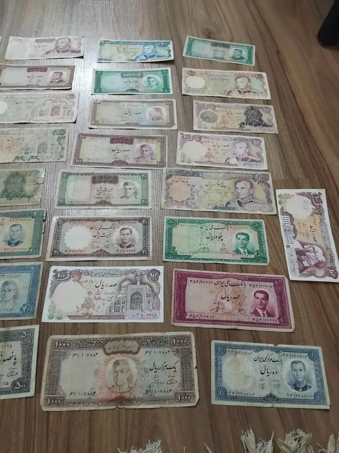 کلکسیون اسکناس شاه بدون تکرار و ۵ بسته اسکناس|کلکسیون سکه، تمبر، اسکناس|ارومیه, |دیوار