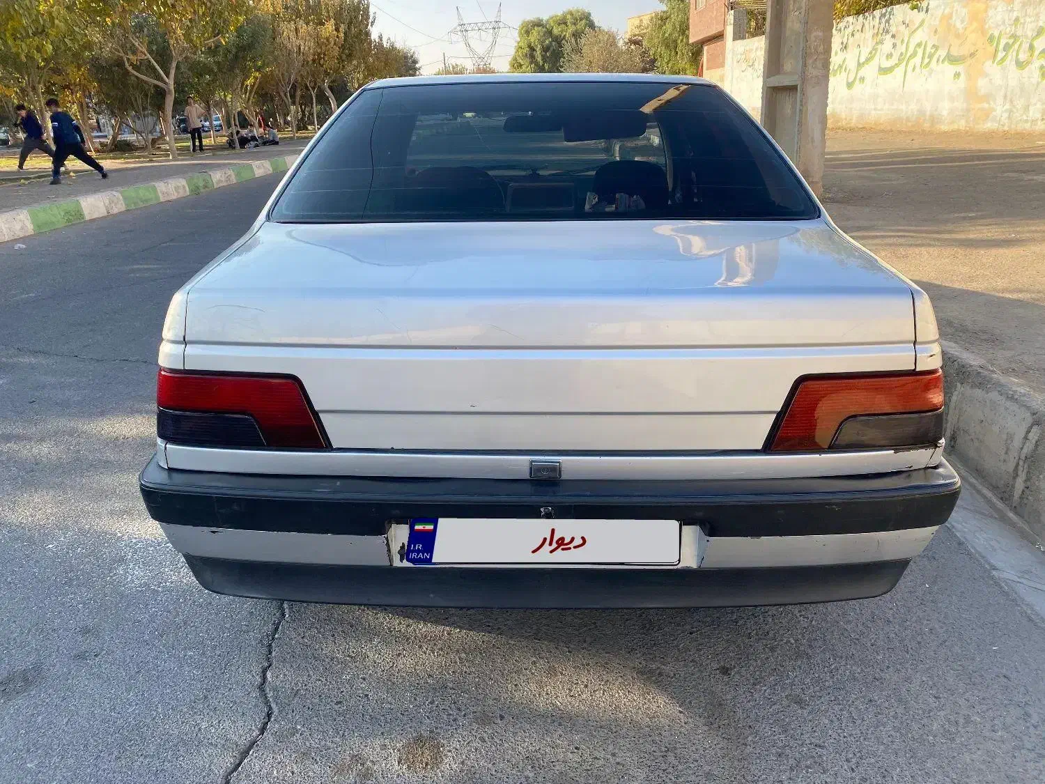 پژو ۴۰۵ مدل ۸۷ بنزینی|خودرو سواری و وانت|قم, ولیعصر|دیوار