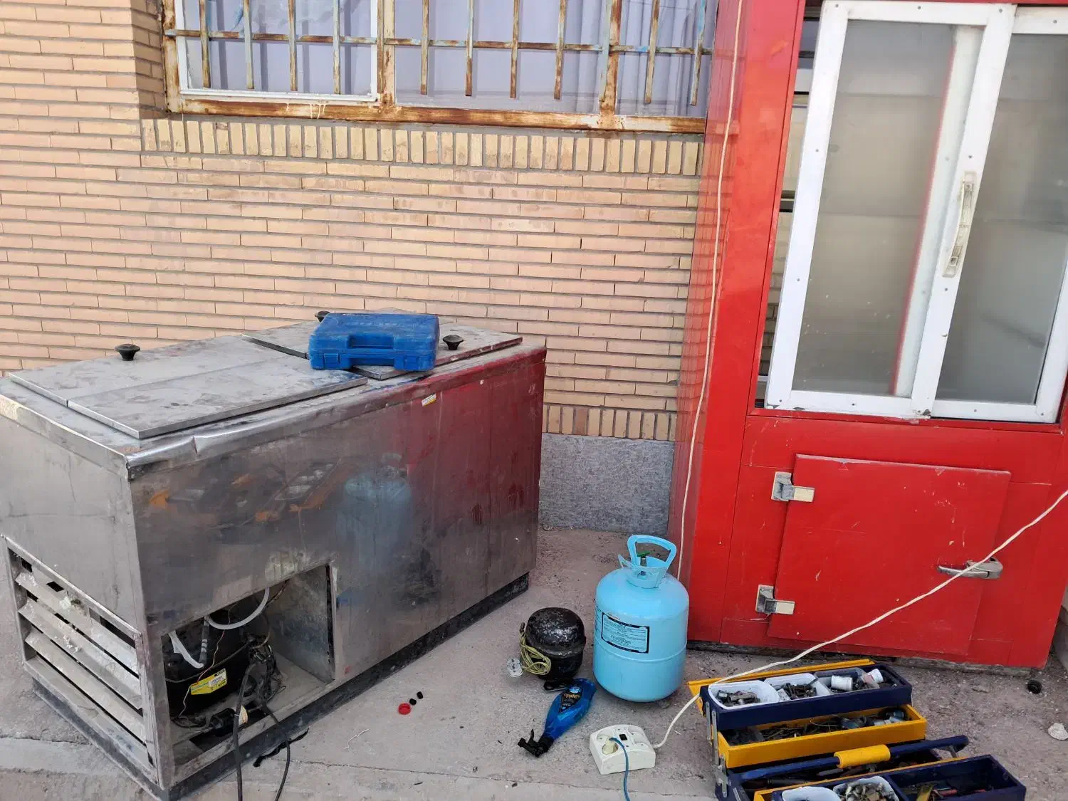 درست کردن یخچال و لباسشویی در محل|خدمات پیشه و مهارت|سرایان, |دیوار