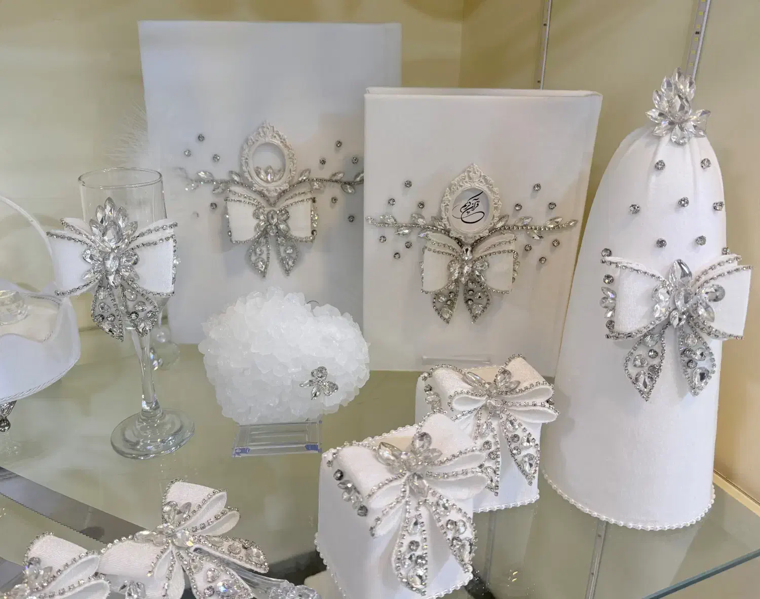 ست بله برون|صنایع دستی و سایر لوازم تزئینی|تهران, لاله زار|دیوار