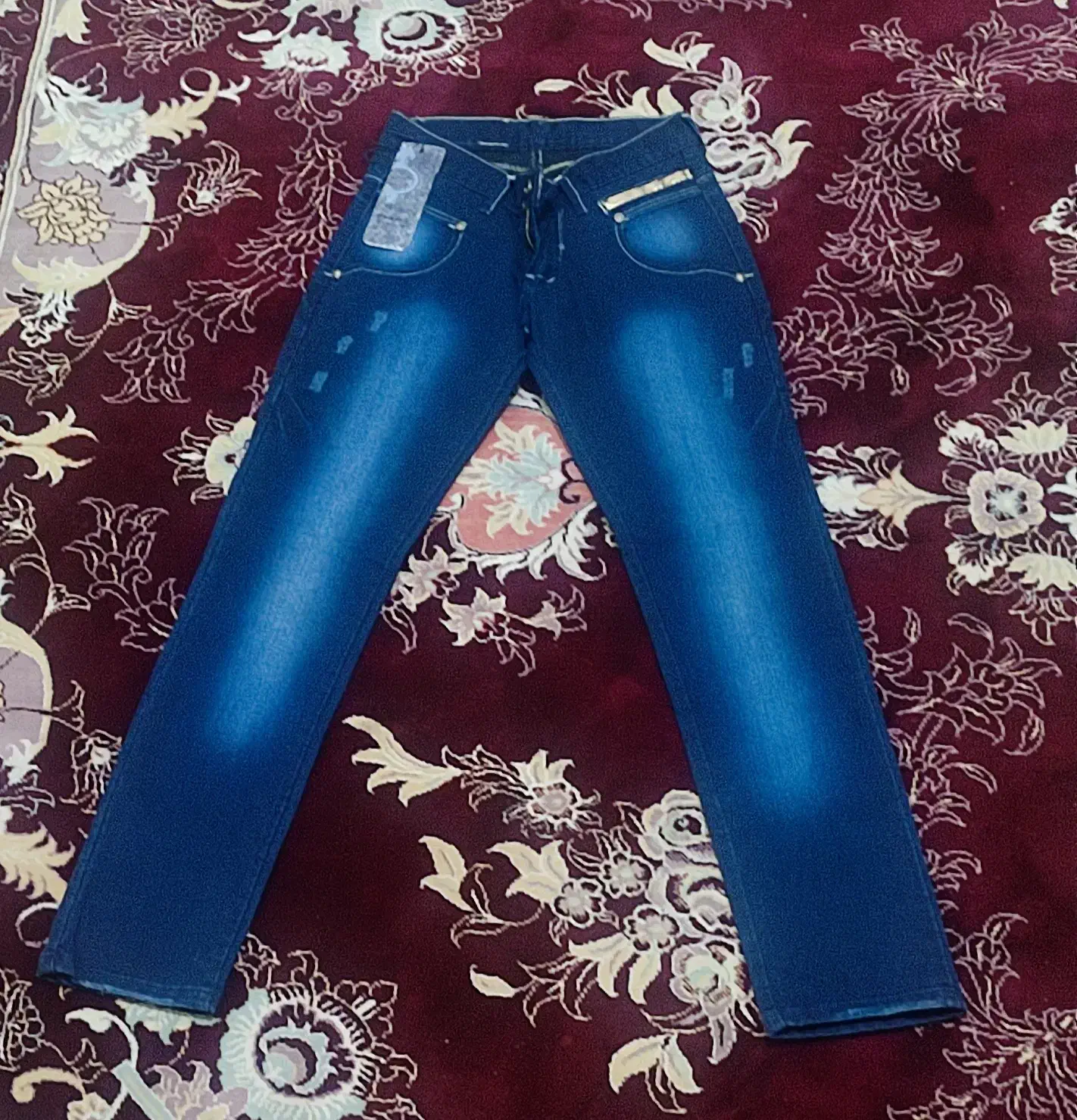 لباس|لباس|تفت, |دیوار