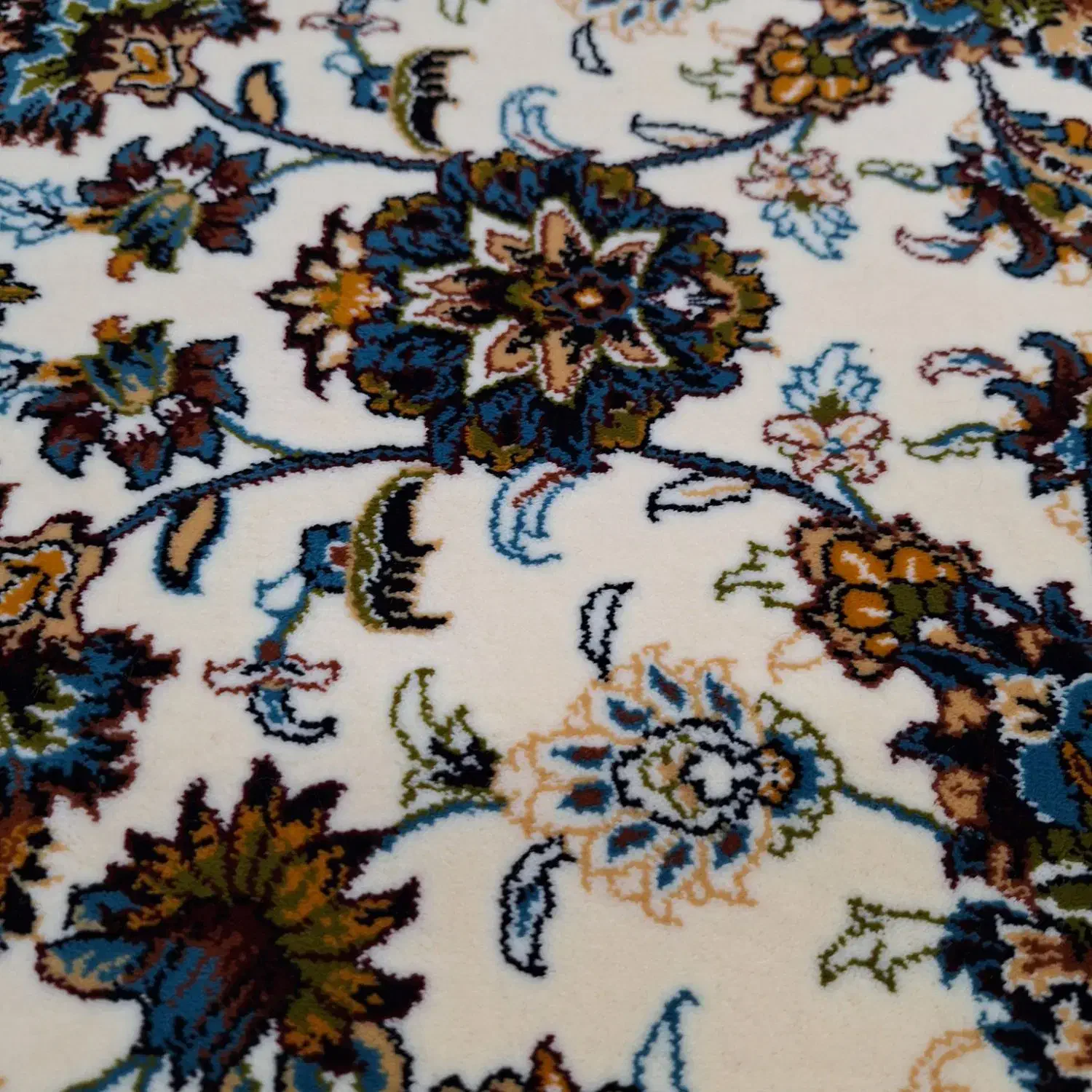 فرش ماشینی جنس خوب|فرش|قرچک, باقرآباد|دیوار