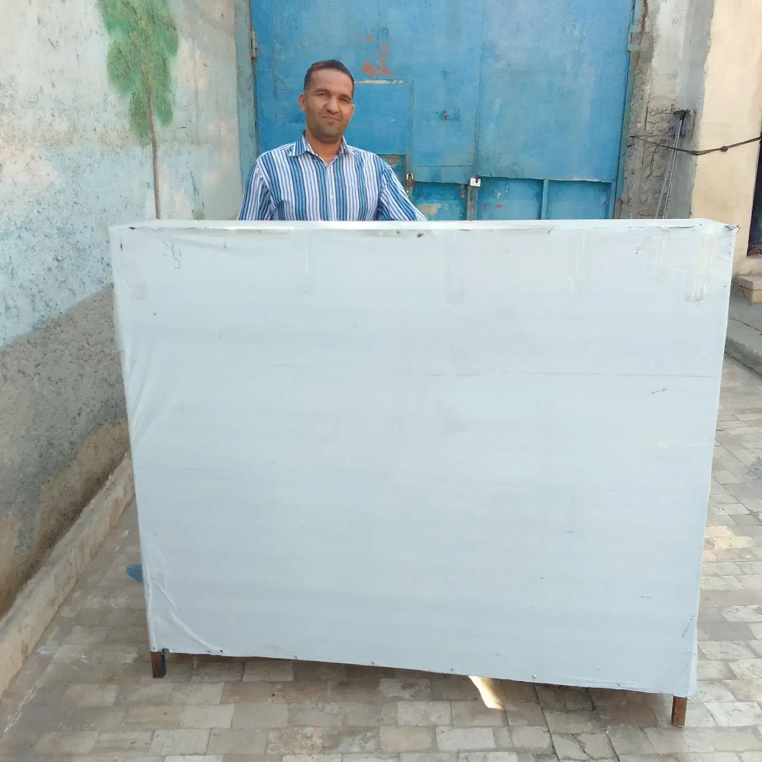 میز کار رستوران نو نو استیل طلایی با قفل|کافیشاپ و رستوران|ری, شهرک نظامی|دیوار