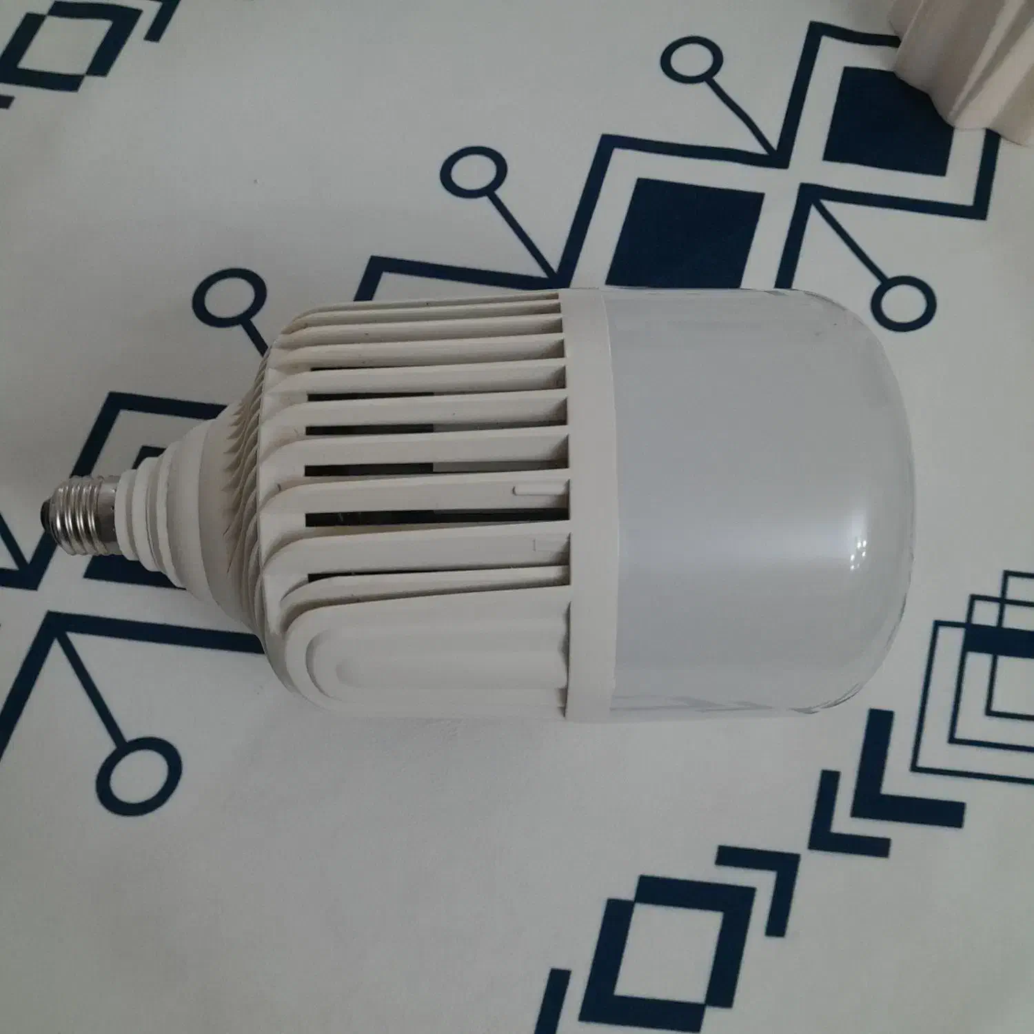 لامپ ال ای دی فن دار|لامپ و چراغ|پرند, فاز ۶|دیوار