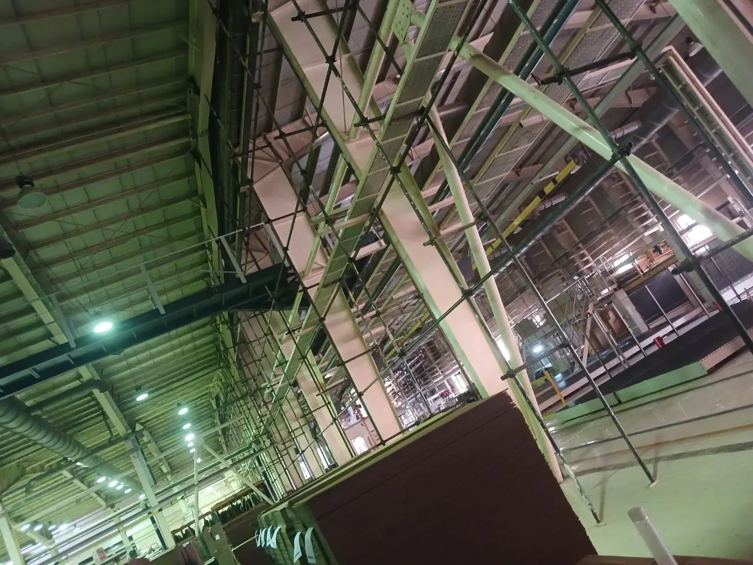 داربست فلزی و کفراژ زهرایی و عباسی|خدمات پیشه و مهارت|قزوین, |دیوار