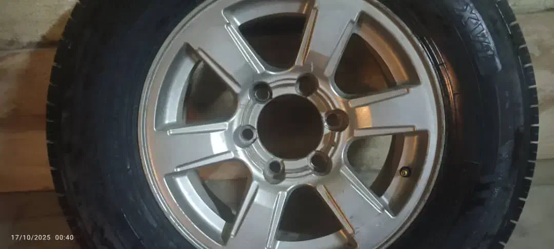یک حلقه لاستیک235*70*R16بارینگ اسپورت|قطعات یدکی و لوازم جانبی|هشتگرد, فاز ۷ مهستان|دیوار