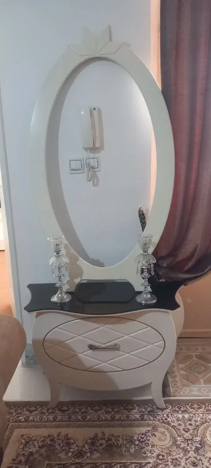 اینه و شمعدون کشو دار|آینه|تربت‌حیدریه, پائین ولایت|دیوار