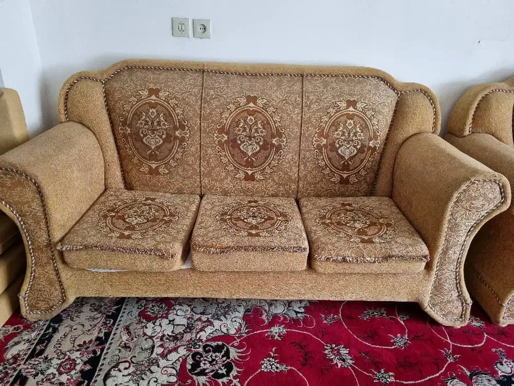 مبل|مبلمان خانگی و میز عسلی|شهر بابک, |دیوار