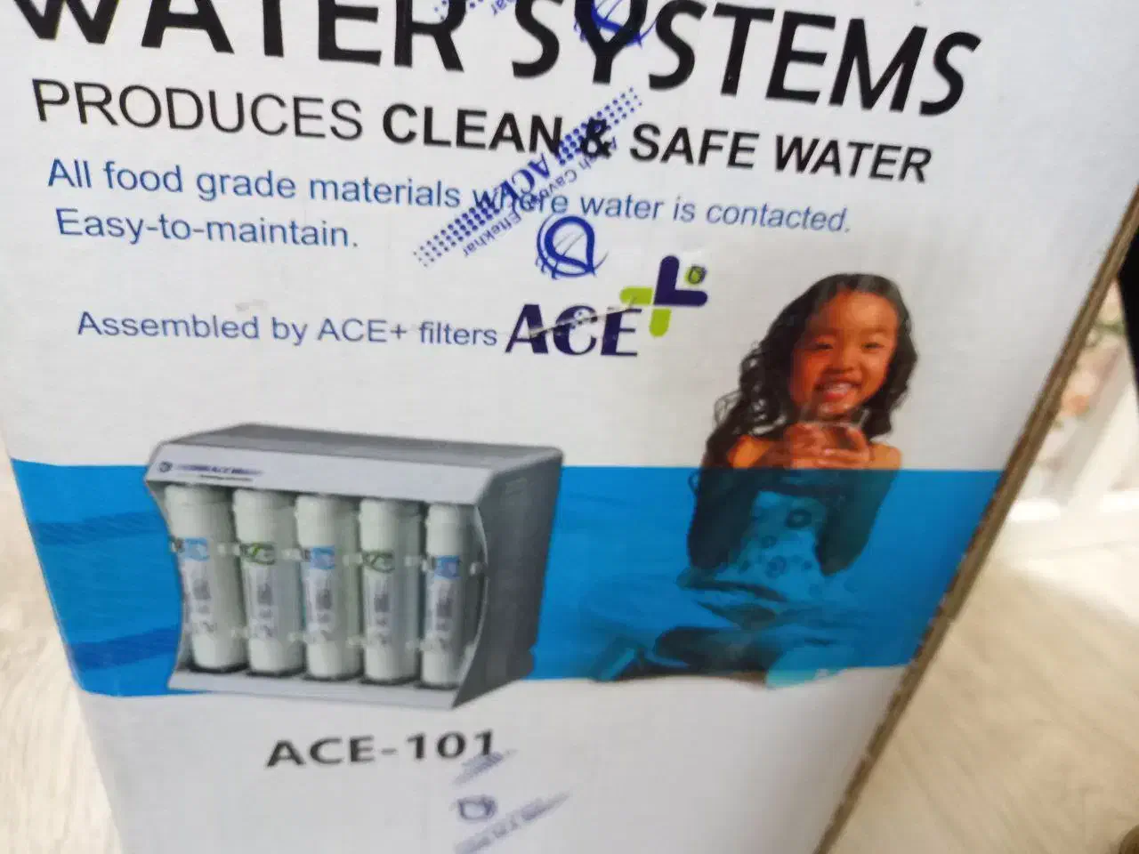 تصفیه آب خانگی|آبسردکن و تصفیه آب|تایباد, |دیوار