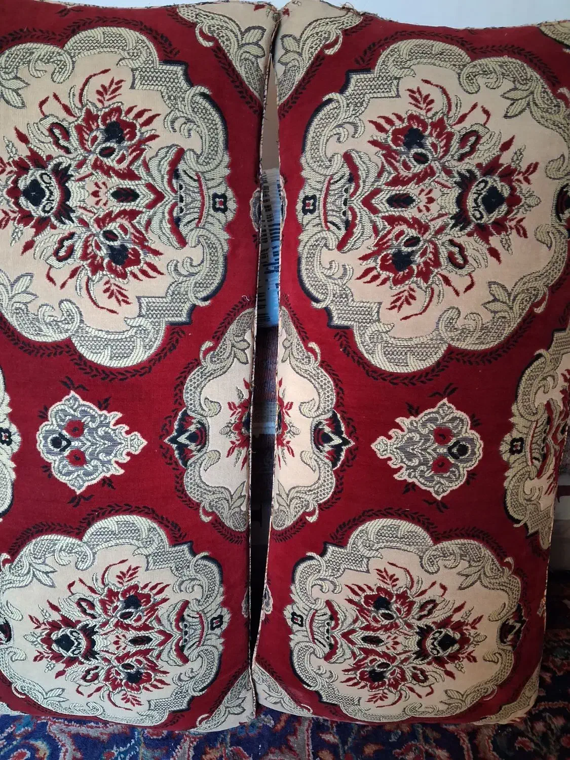 ی جفت پشتی سالم|پشتی|اراک, |دیوار