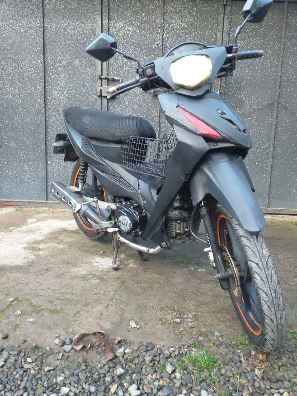 ویو مدل۹۰|موتورسیکلت|رشت, آب آسیاب|دیوار