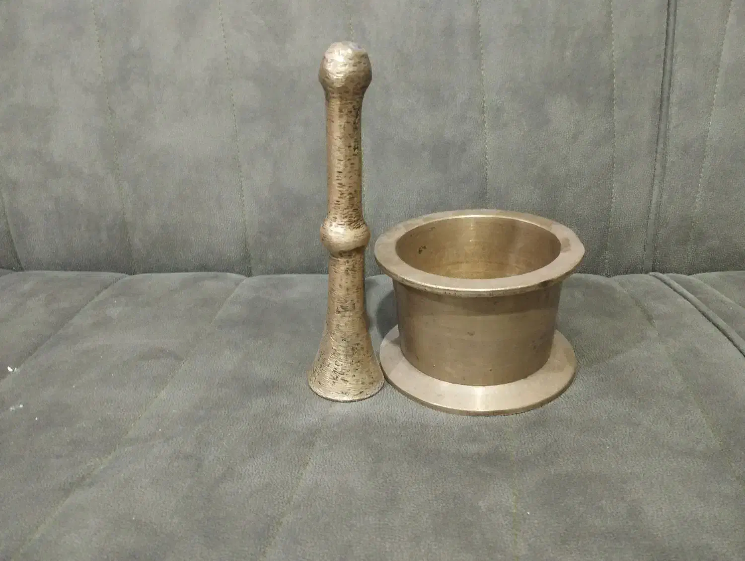 هاونگ برنجی قدیمی|کلکسیون اشیاء عتیقه|کاشان, مسلم آباد|دیوار