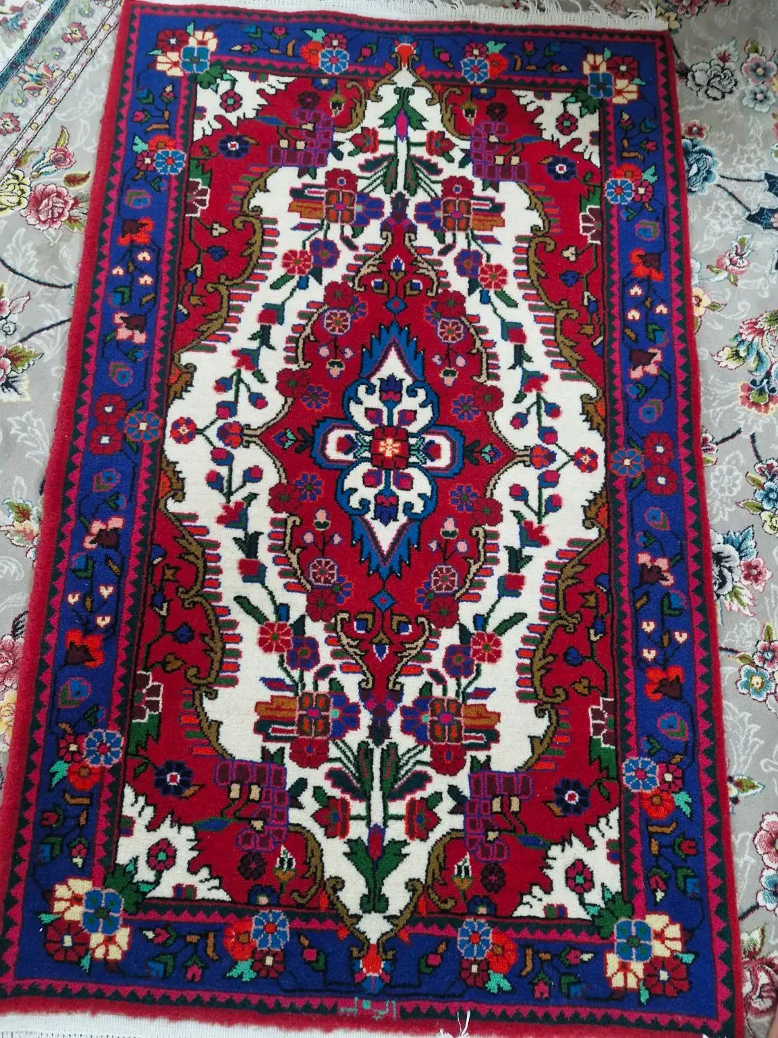 فرش دستباف زرچارک|فرش|قم, شاه ابراهیم|دیوار