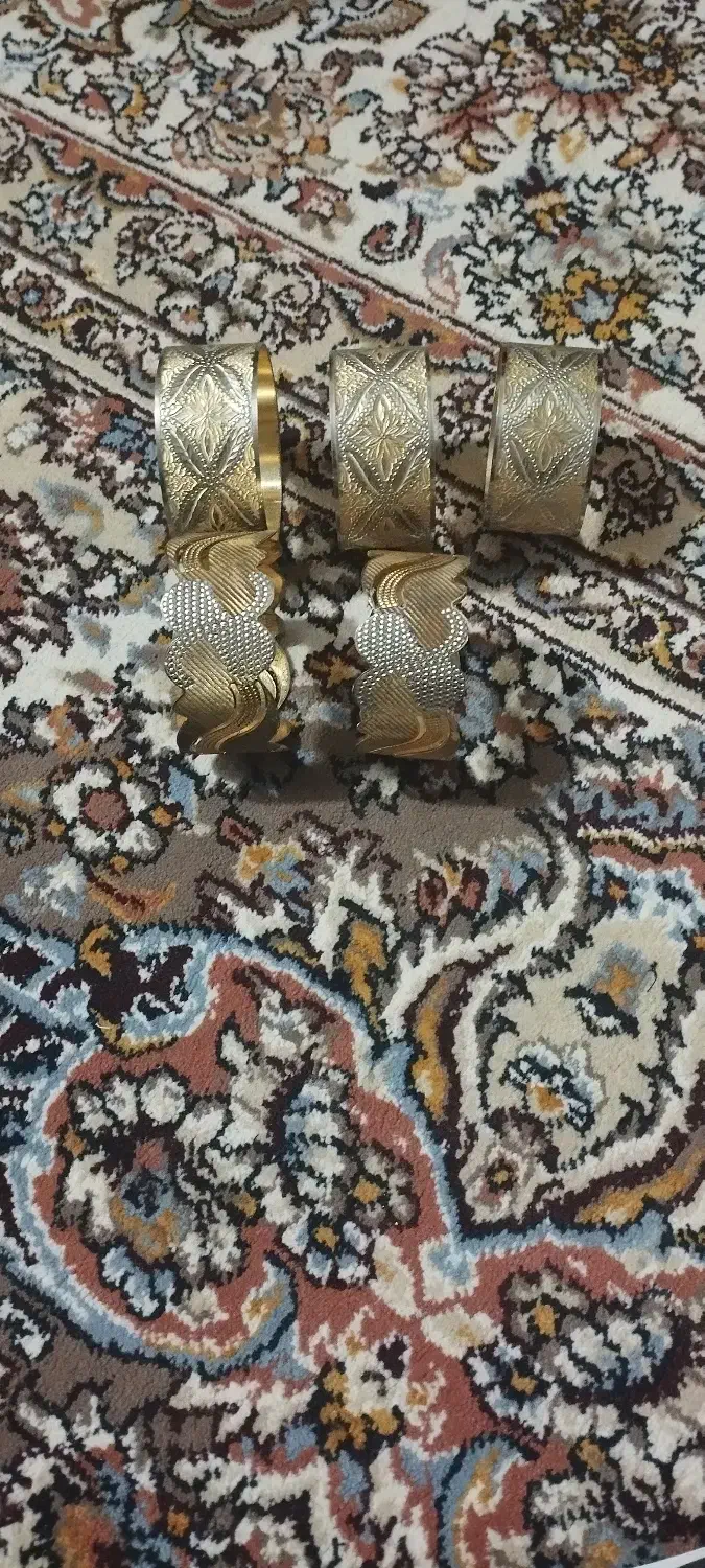 تعدادی تکپوش والنگوی بدل|بدلیجات|زابل, |دیوار