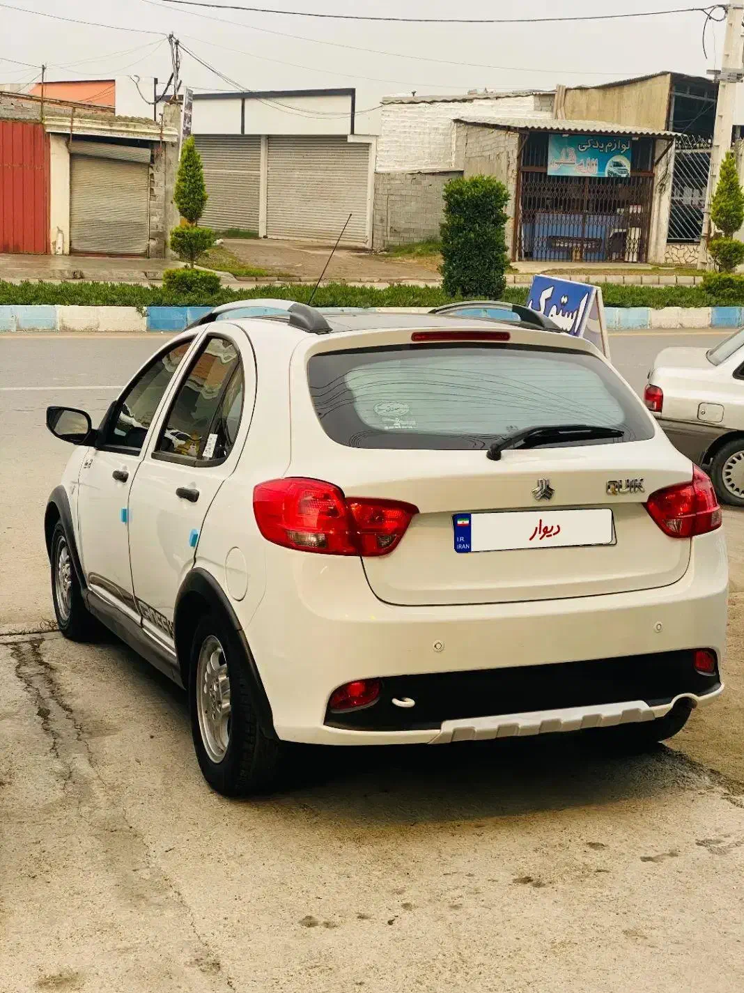 کوییک R مدل ۹۹ درجه یک|خودرو سواری و وانت|فریدون‌کنار, |دیوار