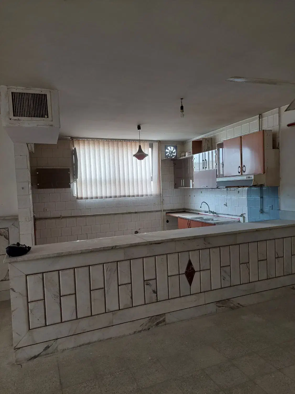 رهن و اجاره آپارتمان خ امام جنوبی و قابل تبدیل|اجارهٔ آپارتمان|خمینی‌شهر, |دیوار