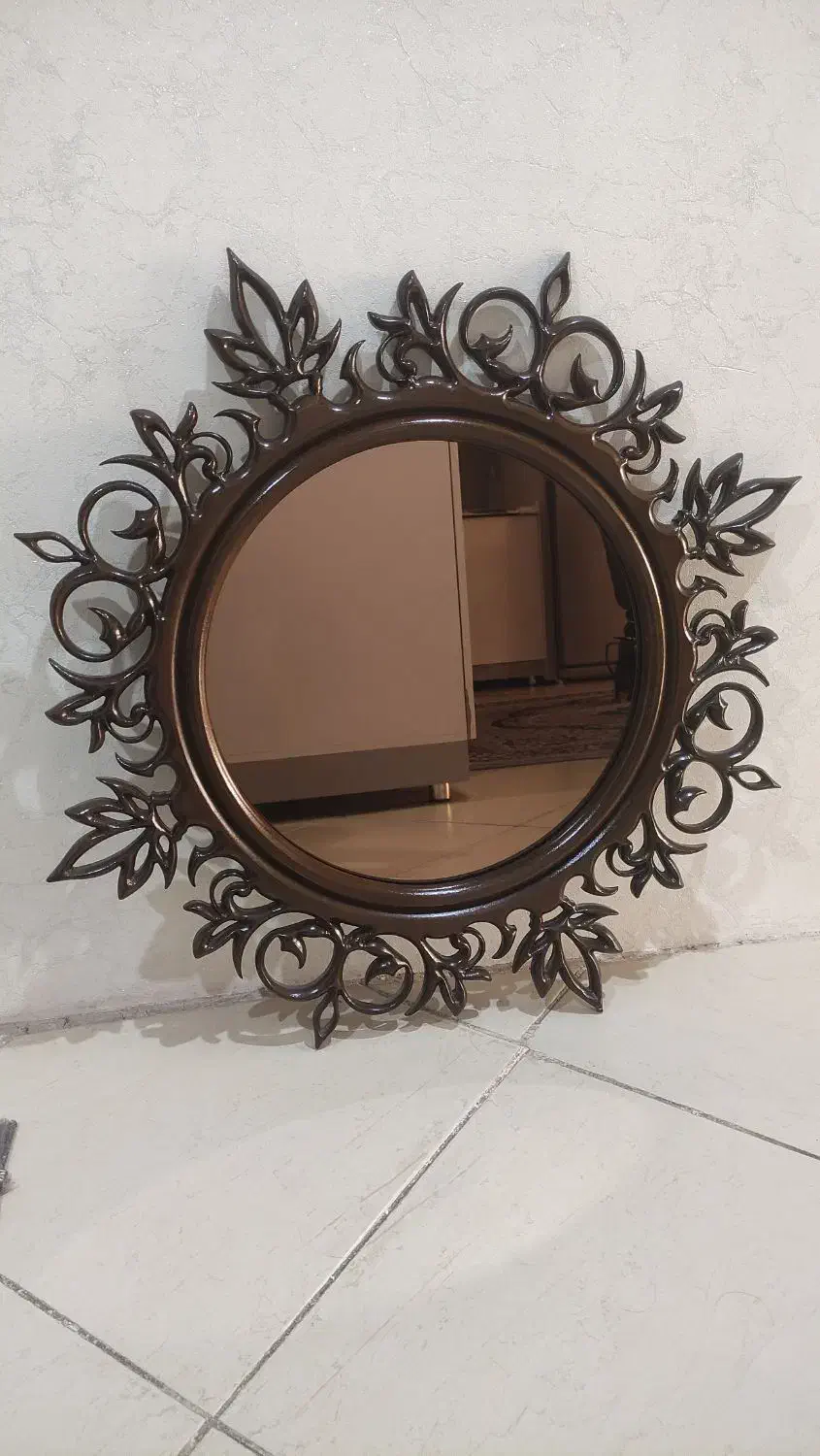 آیینه زیبا وسالم|آینه|نیشابور, شریعتی|دیوار