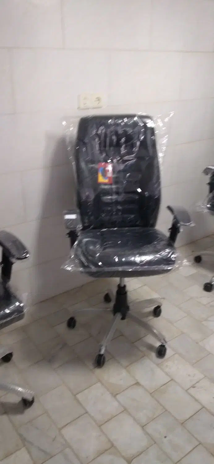 صندلی گردان جکدار|صندلی و نیمکت|اردکان, |دیوار