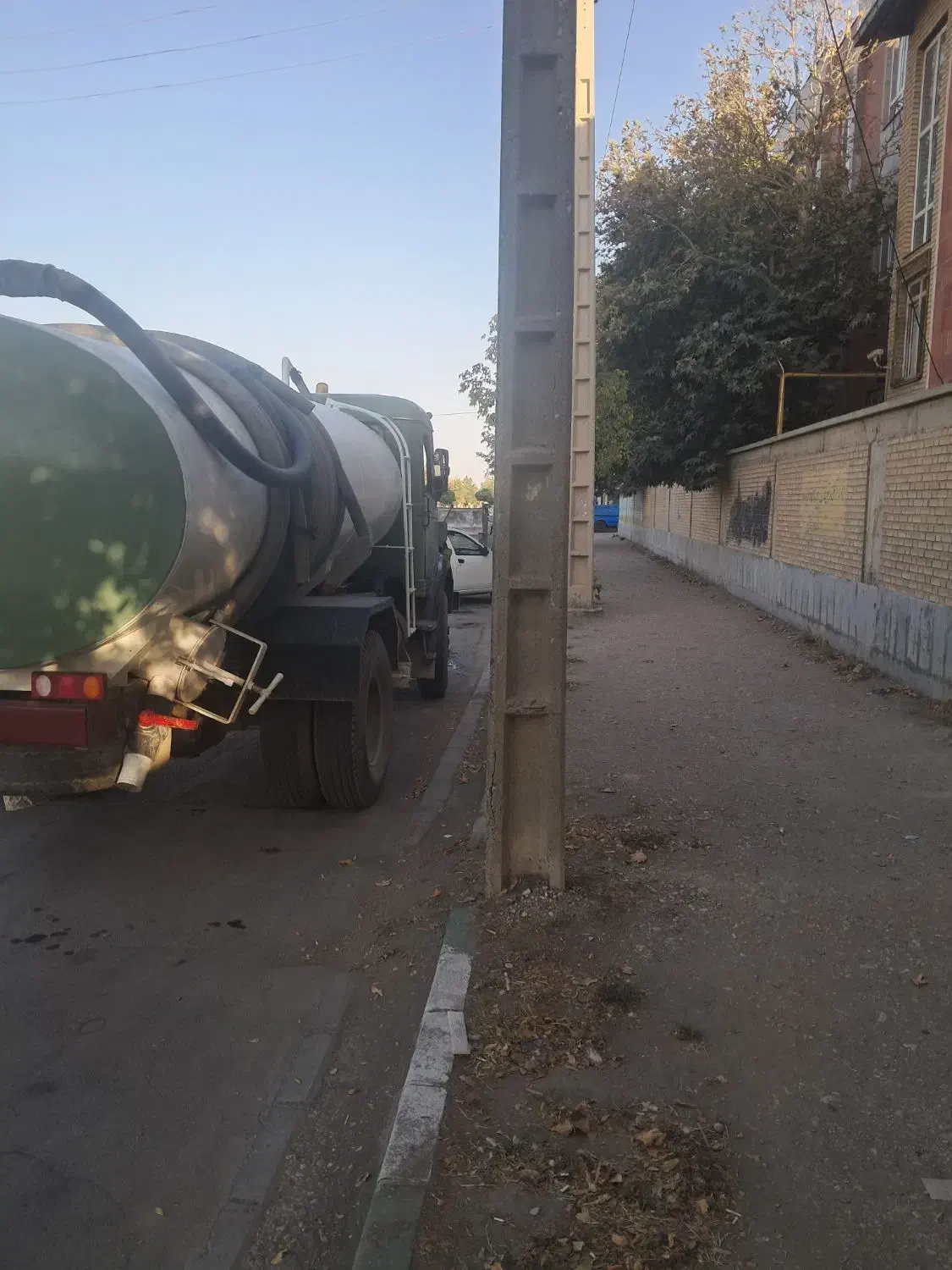 بنز۹۱۱تانکرتخلیه فاضلاب مدل۶۳|خودرو سنگین|چناران, |دیوار