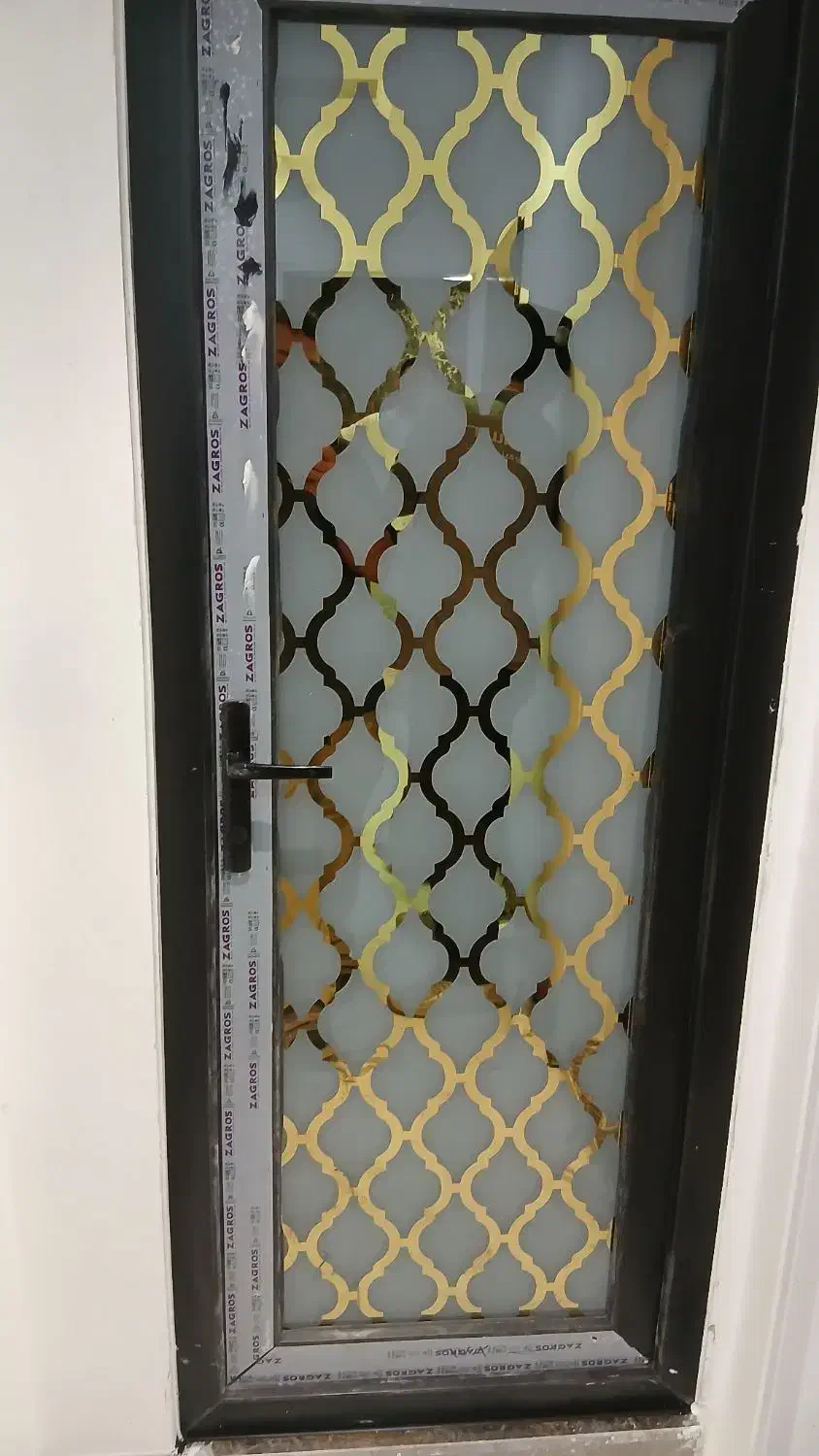 تولید درب و پنجره U.P.V.C و المنیوم قادرزاده|مصالح و تجهیزات ساختمان|مهاباد (آذربایجان غربی), |دیوار