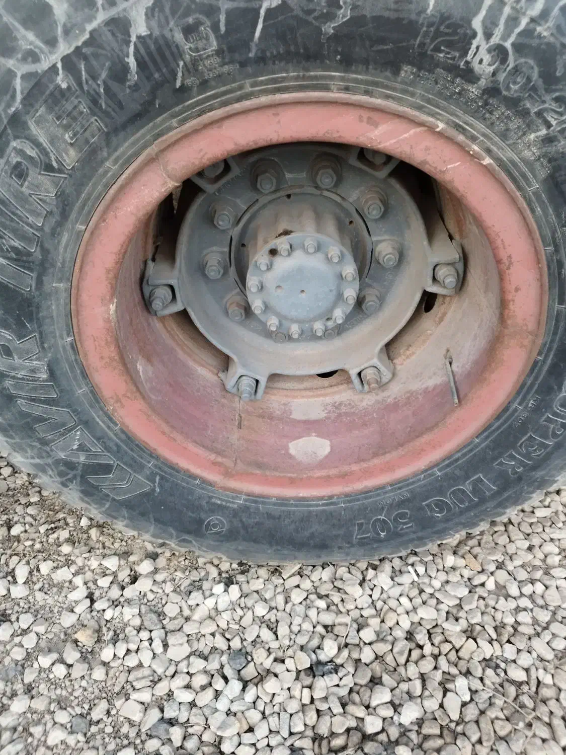 ولوو تک باری|خودرو سنگین|یزد, |دیوار