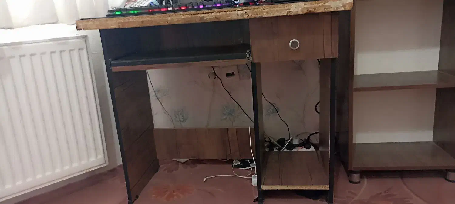 میزکامپیوتر|میز تحریر و کامپیوتر|مشهد, مشکینی (شهرک غرب)|دیوار