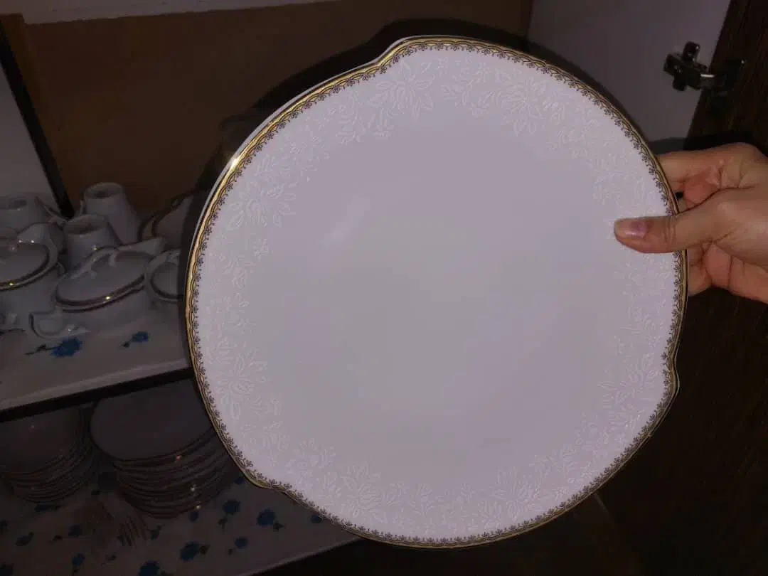 چینی ۱۸ پارچه|ظروف سرو و پذیرایی|محمدشهر, شهرک پیام (مهرالبرز)|دیوار