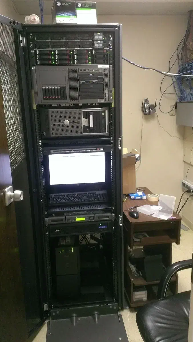 نصب و راه اندازی شبکه و تعمیرات سیستم|خدمات رایانهای و موبایل|تهران, شهرآرا|دیوار