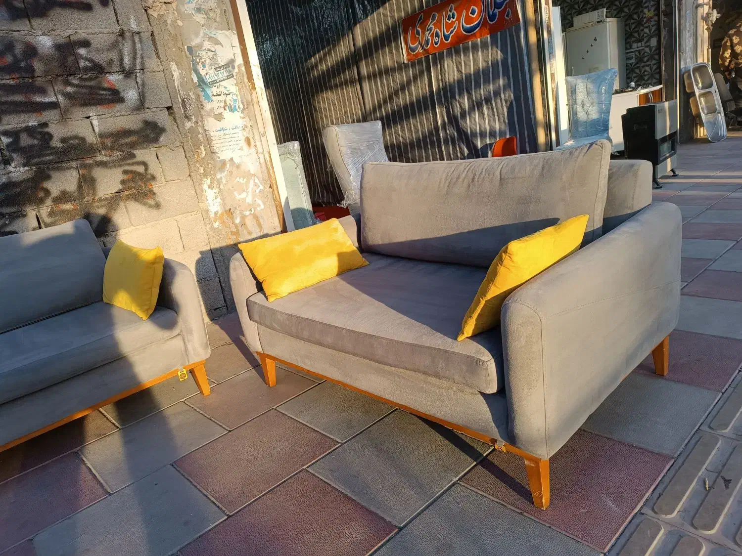 مبل راحتی در حد نو|مبلمان خانگی و میز عسلی|رباط‌کریم, رباط‌کریم|دیوار