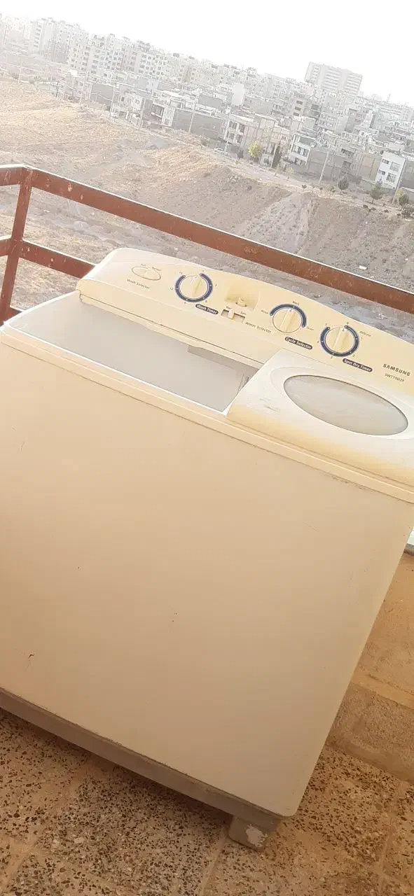 لباسشویی 7 کیلویی|ماشین لباسشویی و خشک‌کن لباس|صدرا-فارس, فاز ۱|دیوار