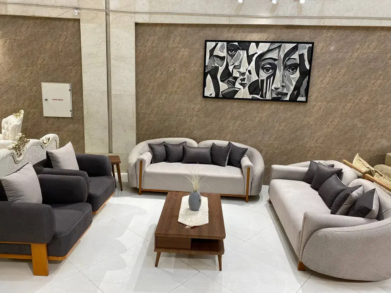 مبل بلوم از دم قسط و ضمانتی|مبلمان خانگی و میز عسلی|اندیشه, اندیشه فاز ۱|دیوار