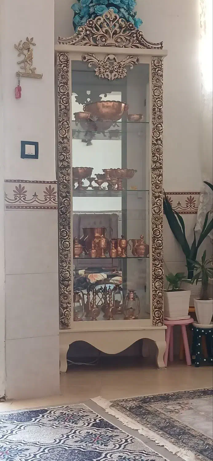 بوفه در حد نو|بوفه، ویترین، کنسول|تویسرکان, |دیوار