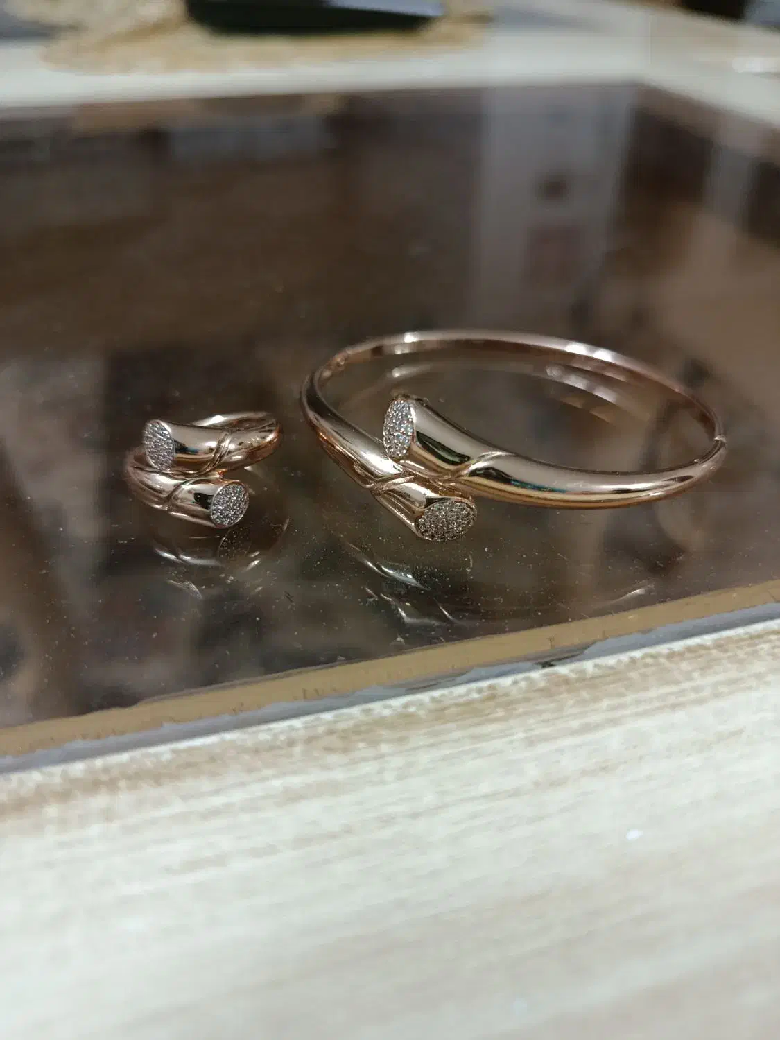 ست دستبند وانگشترژوپینگ|بدلیجات|اصفهان, برازنده|دیوار