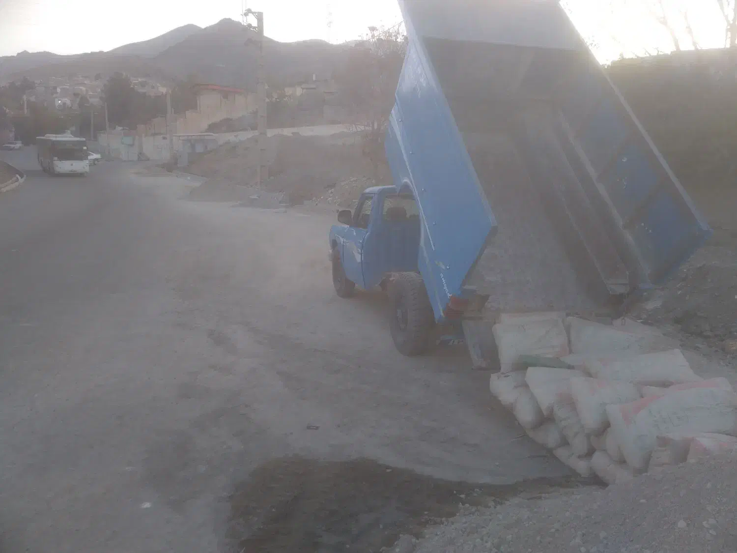 حمل نخاله با نیسان کمپرسی|خدمات حمل و نقل|کرج, اسلام‌آباد|دیوار