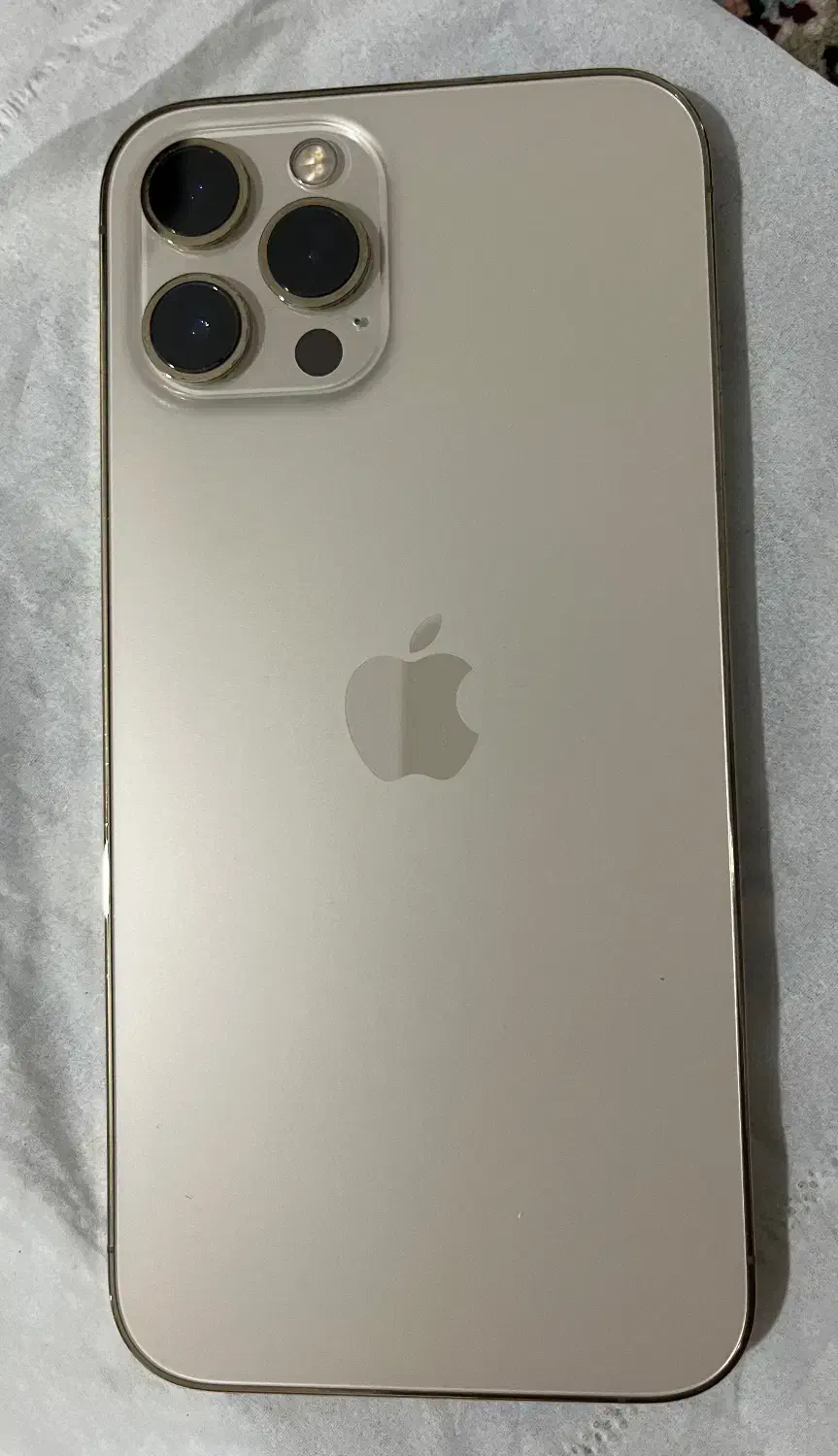 ایفون ۱۲پرومکس|موبایل|شاهینشهر, مخابرات (شهید بهشتی)|دیوار