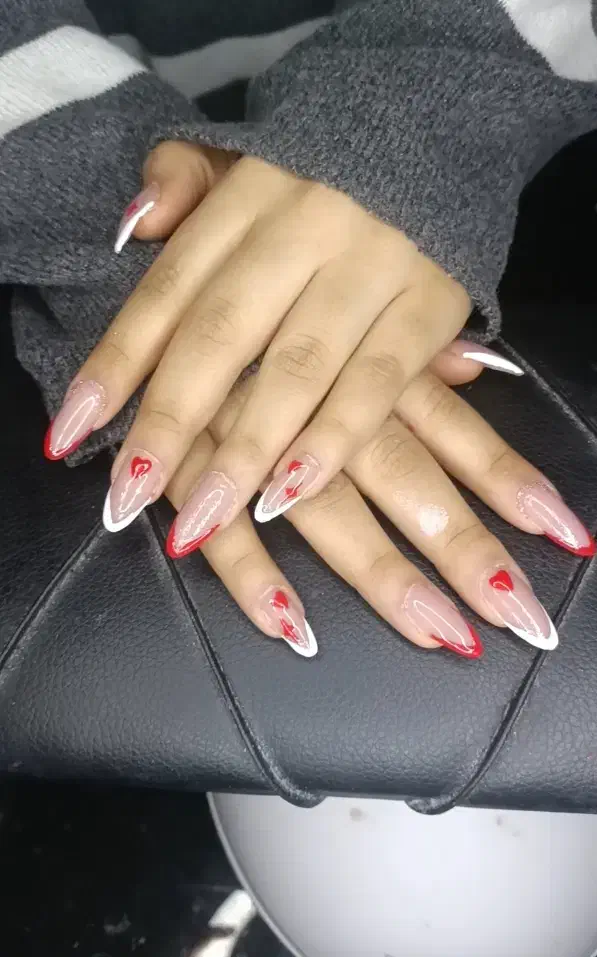 کاشت ناخن با قیمت باور نکردنی 230|خدمات آرایشگری و زیبایی|گرگان, |دیوار