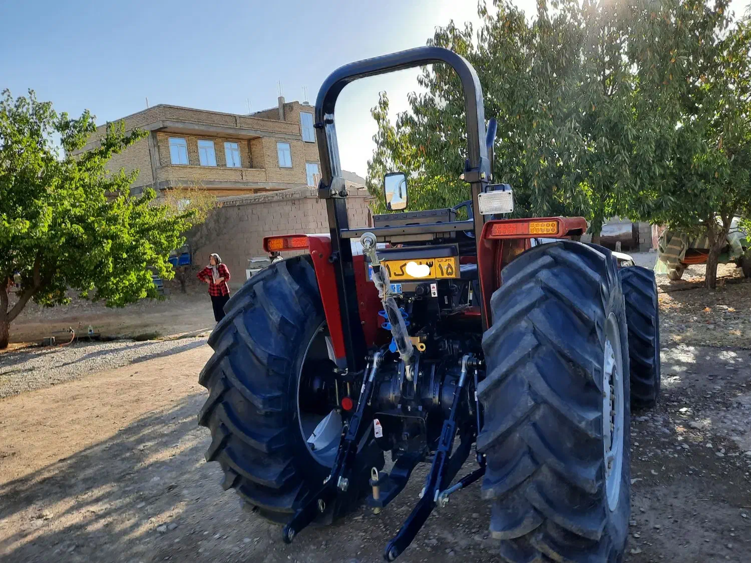 تراکتور ۳۹۹ جفت محور خشک|خودرو سنگین|باروق, |دیوار