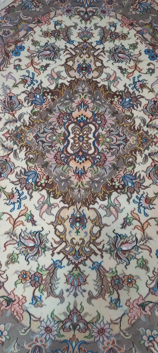 فرش دستبافت بیضی رج ۴۰ (۱/۵×۲) طرح خطیبی|فرش|تبریز, |دیوار