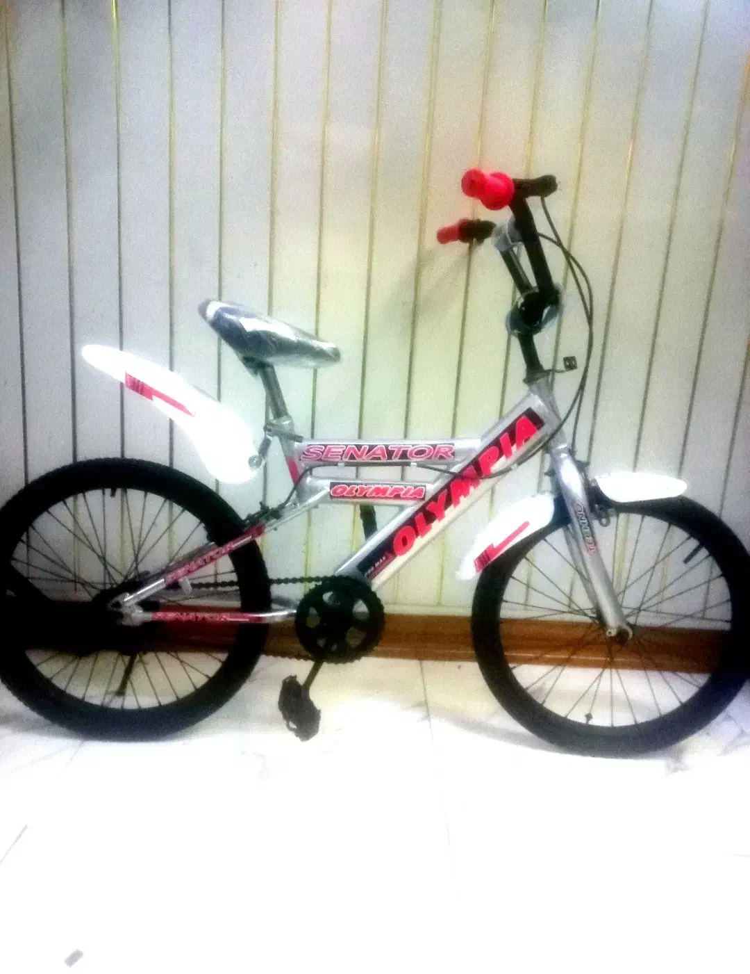 دوچرخه ۲۰ تمیز تمیز سالم سالم بدونه هیچ عیبی|دوچرخه، اسکیت، اسکوتر|قم, شاه ابراهیم|دیوار