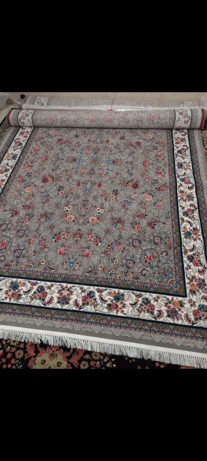 فرش نگین مشهد ۷۰۰ شانه اصل|فرش|مهاباد (آذربایجان غربی), |دیوار