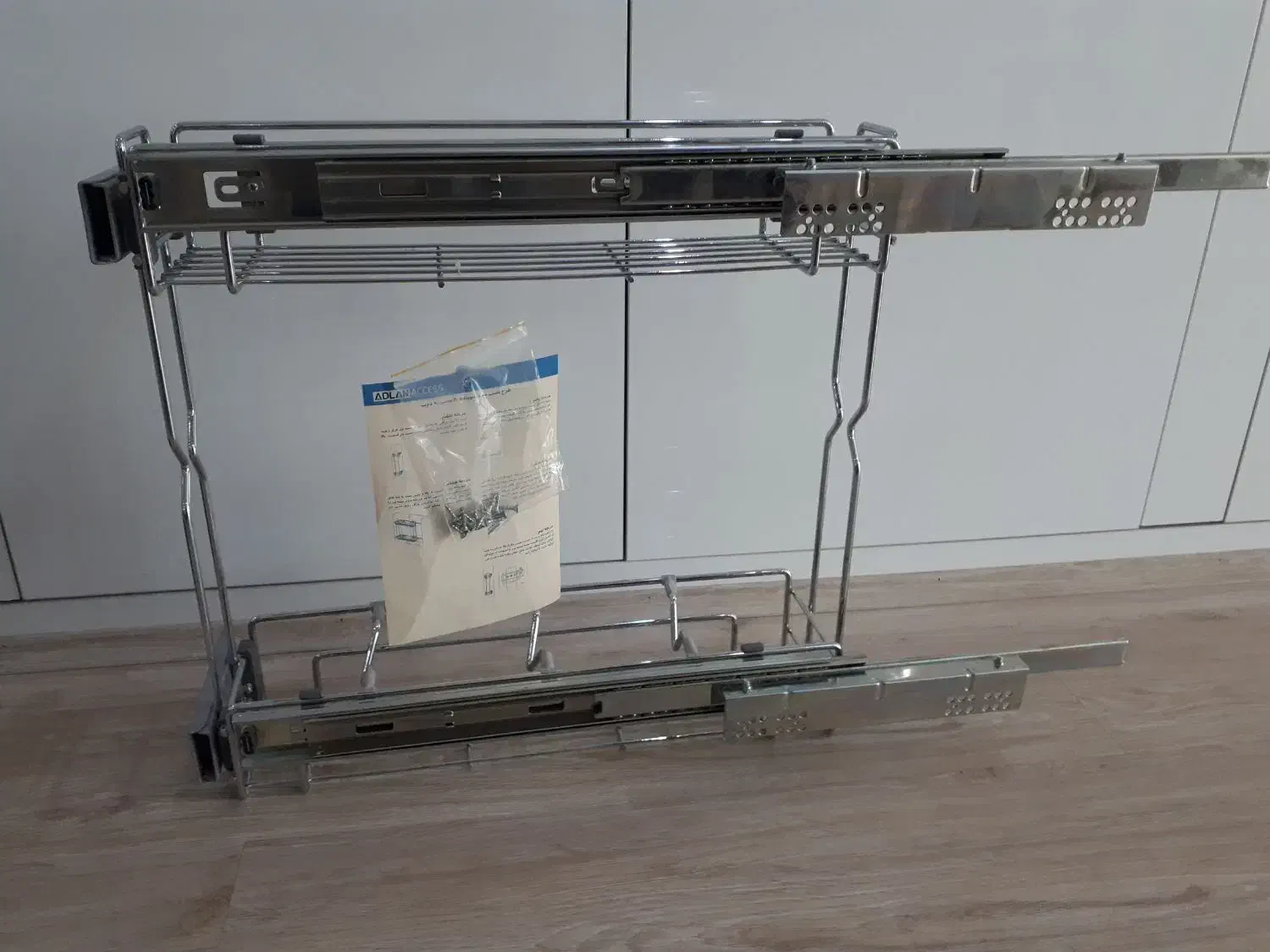 طبقه ریلی داخل کابنت|آب‌چکان و نظم‌دهنده ظروف|تبریز, |دیوار