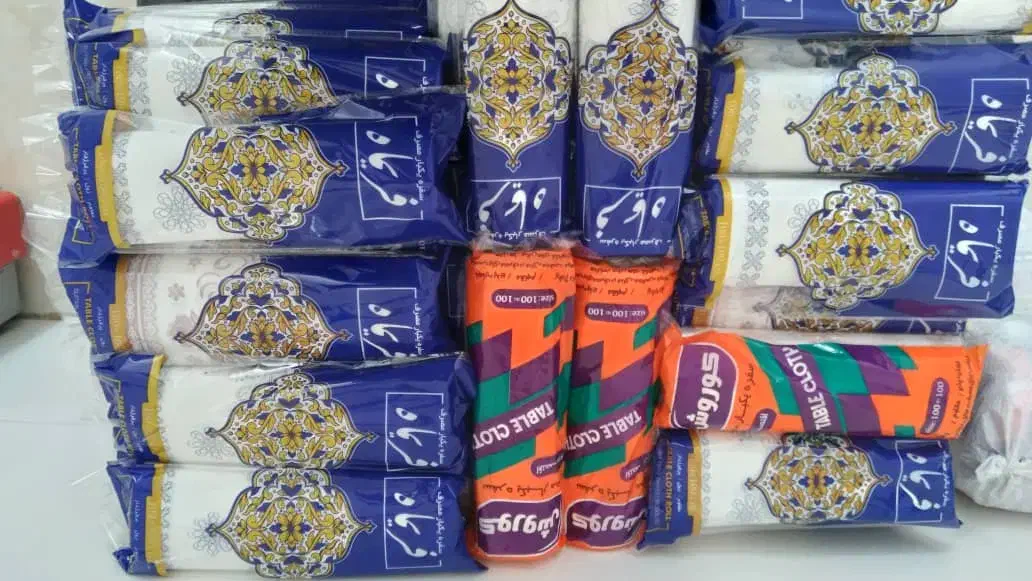 سفره ی یک بار مصرف در رنگ های مختلف  ۸۰ درصد کربن|سفره، حوله، دستمال آشپزخانه|اسلام‌شهر, شهرک قائمیه|دیوار