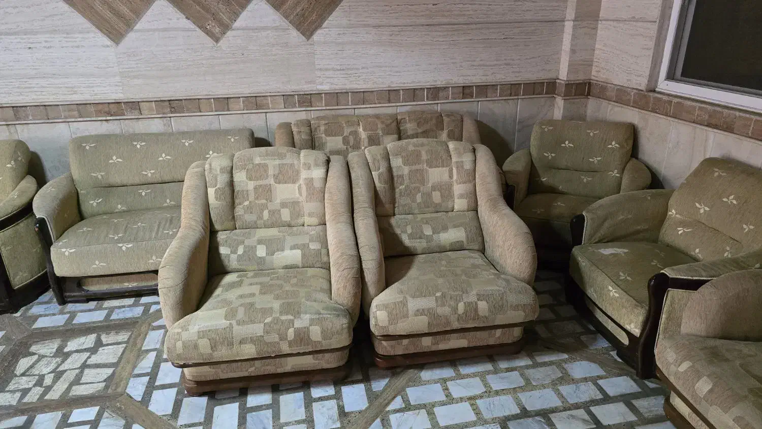 مبلمان|مبلمان خانگی و میز عسلی|رشت, شالکو|دیوار