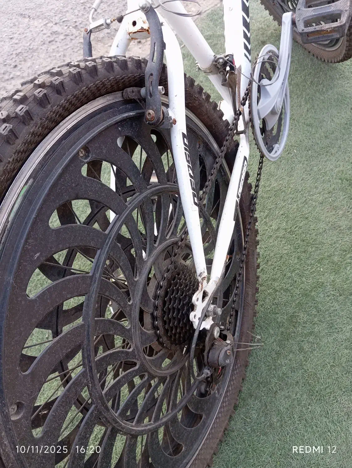 دوچرخه سایز۲۶|دوچرخه، اسکیت، اسکوتر|فومن, |دیوار