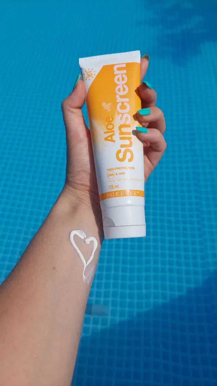 ضدآفتاب فوراورلیوینگ|آرایشی، بهداشتی، درمانی|فسا, |دیوار