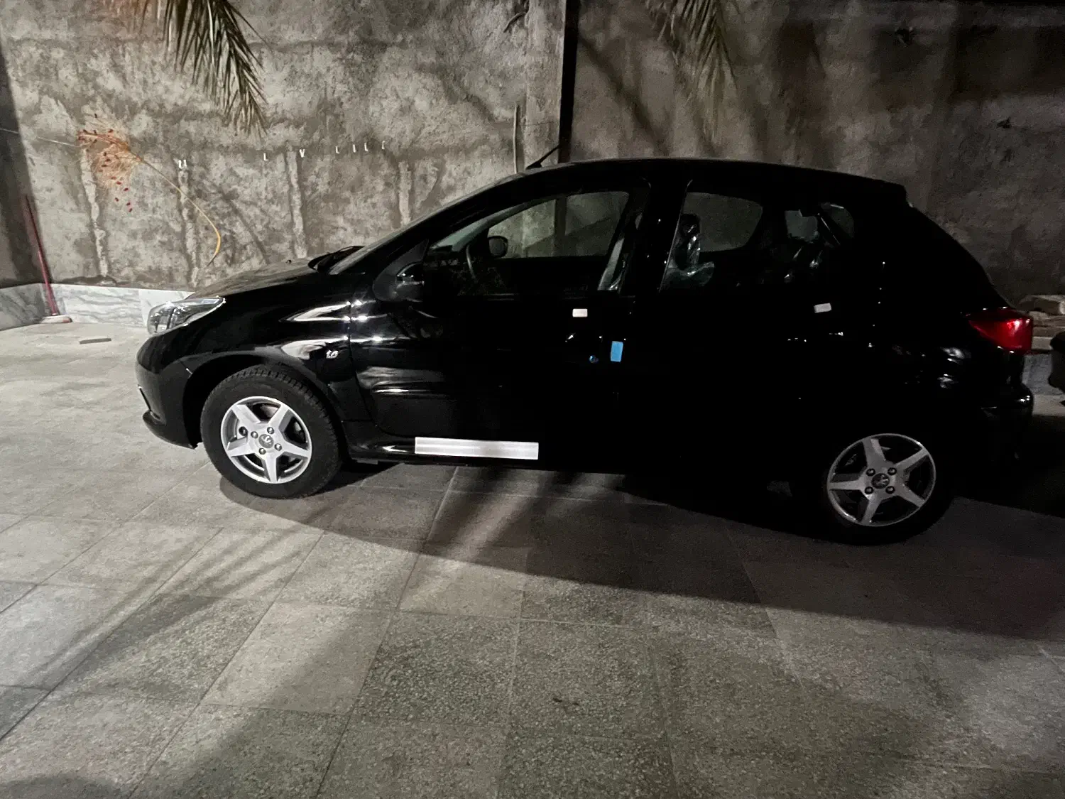 فروش۲۰۷|خودرو سواری و وانت|بم, |دیوار